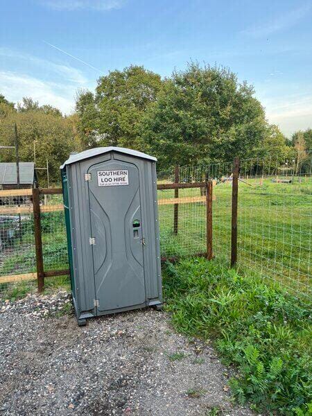 portable toilet hire